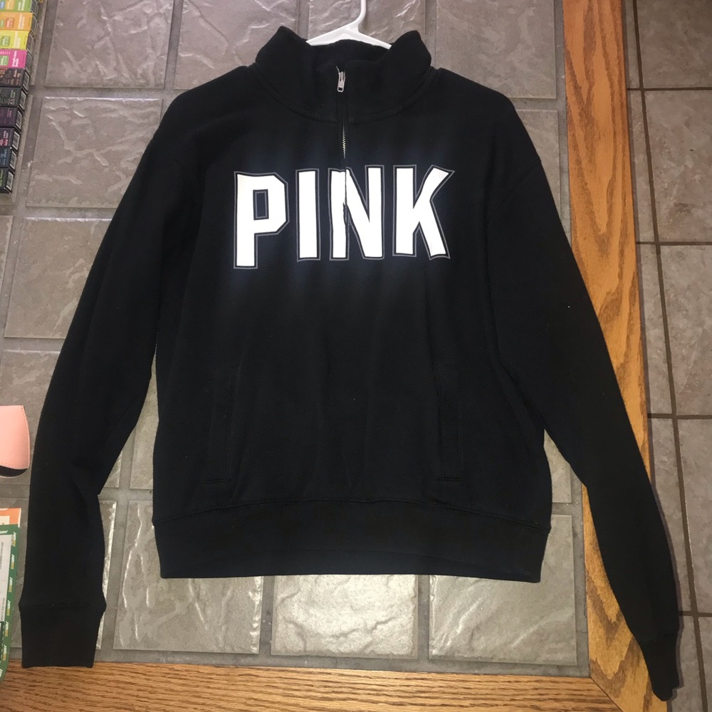 PINK | Black Quarter-Zip Graphic Pull-Over | Small